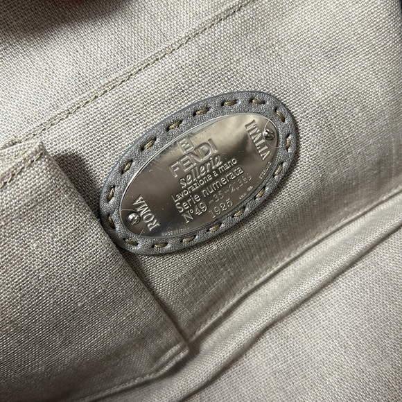 Fendi bag - Picture 7 of 9